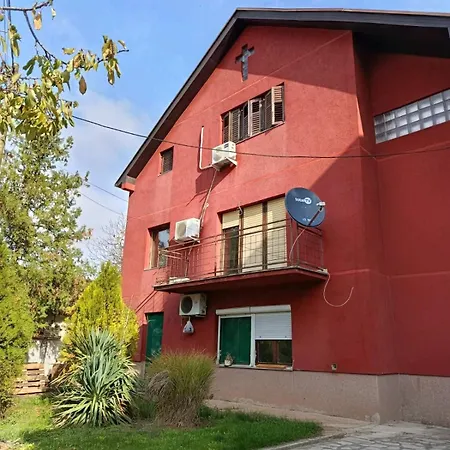 Kuca Petrovic アパート ニシュカ・バニャ